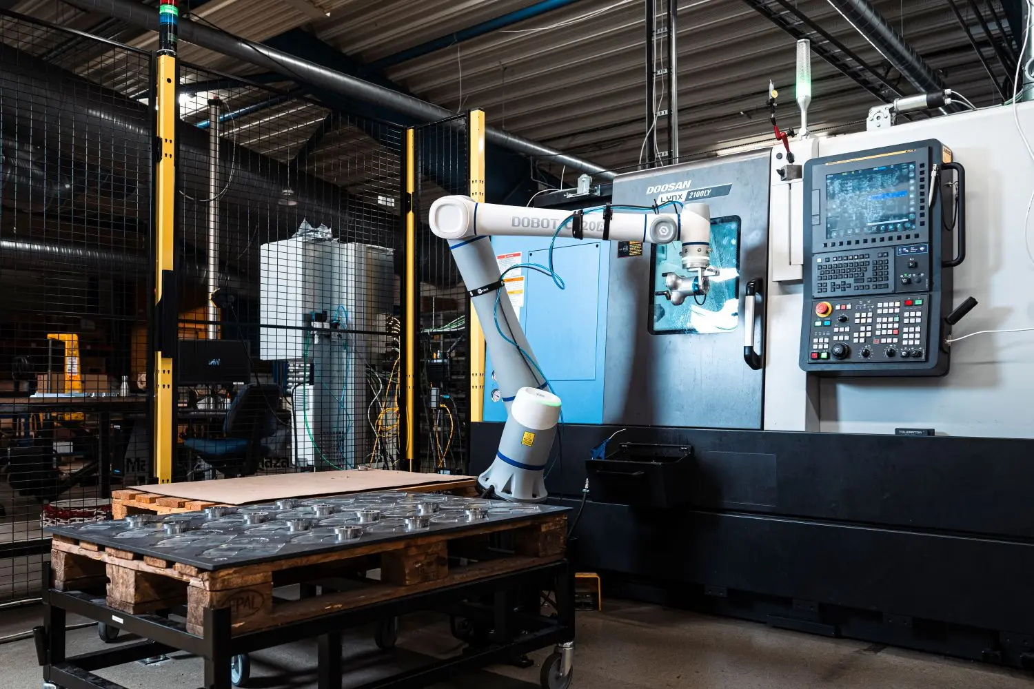 Robot hos Leon Hansen Maskinfabrik